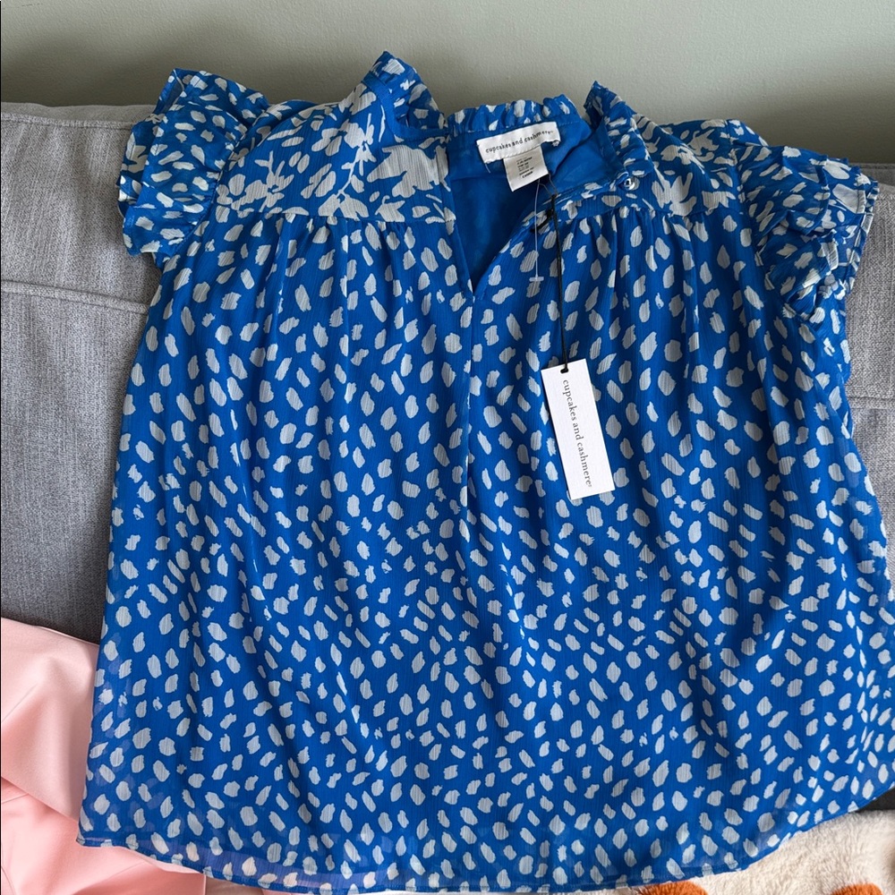 Cupcakes & Cashmere Blue and White Blouse